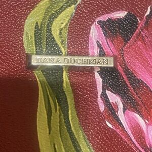 Dana Buchman Pink and Green Artistic Pattern